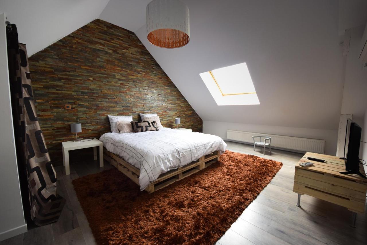 Chambres D'Hotes Lorengrain Bruyères-et-Montbérault エクステリア 写真
